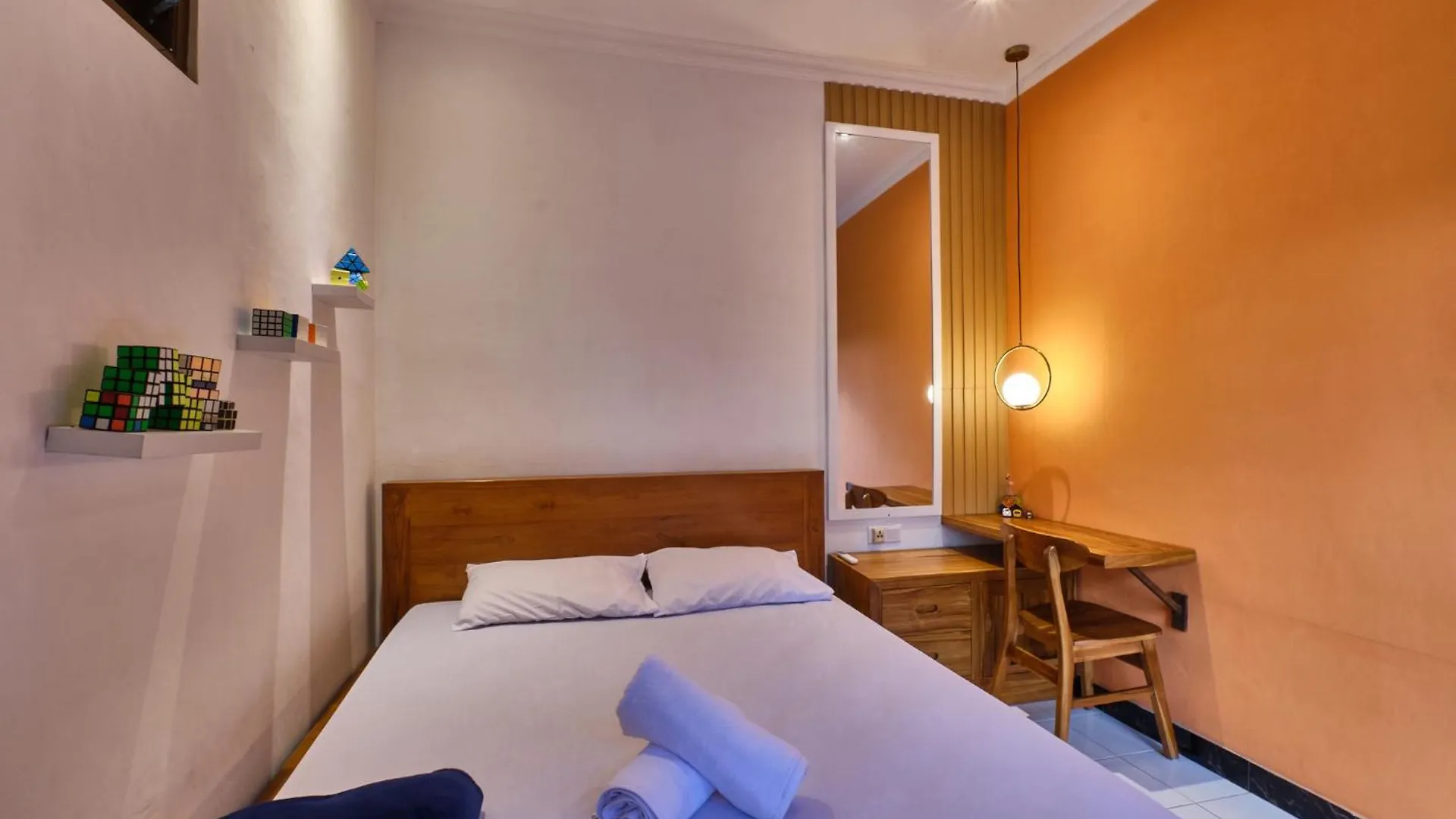 Rumah Pak Runa Ubud  Homestay
